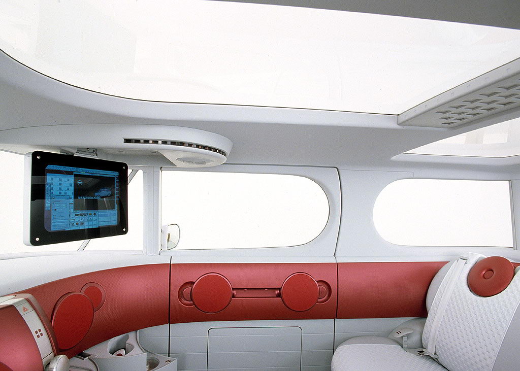 Nissan Chappo interior2.jpg